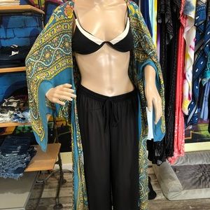 Magic Dance Border Print Kimono